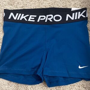 Nike pro short